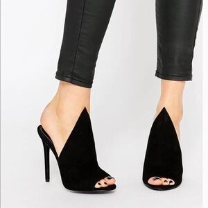 ✨ Kendall & Kylie Essie Black Suede Point Vamp Mule Heeled - WORN ONCE⚡️